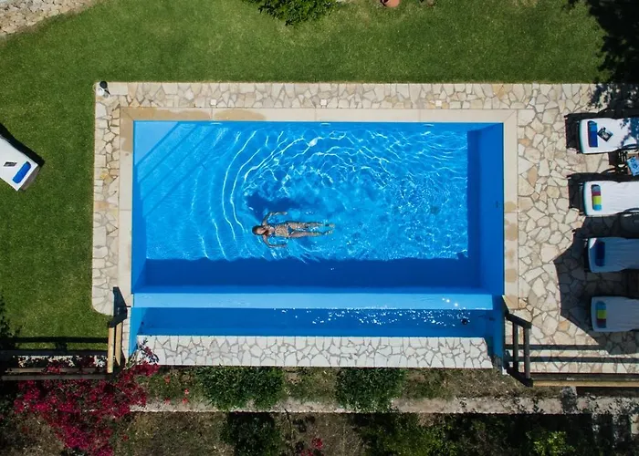 Villa Pasithea - Breathtaking Seaviews, Infinity Pool, Privacy, Close To The Nydri (Lefkada)